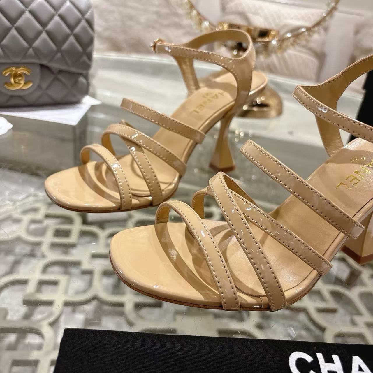 CHANE1 高品質ダブルCハイヒールサンダル【50％割引+送料無料】