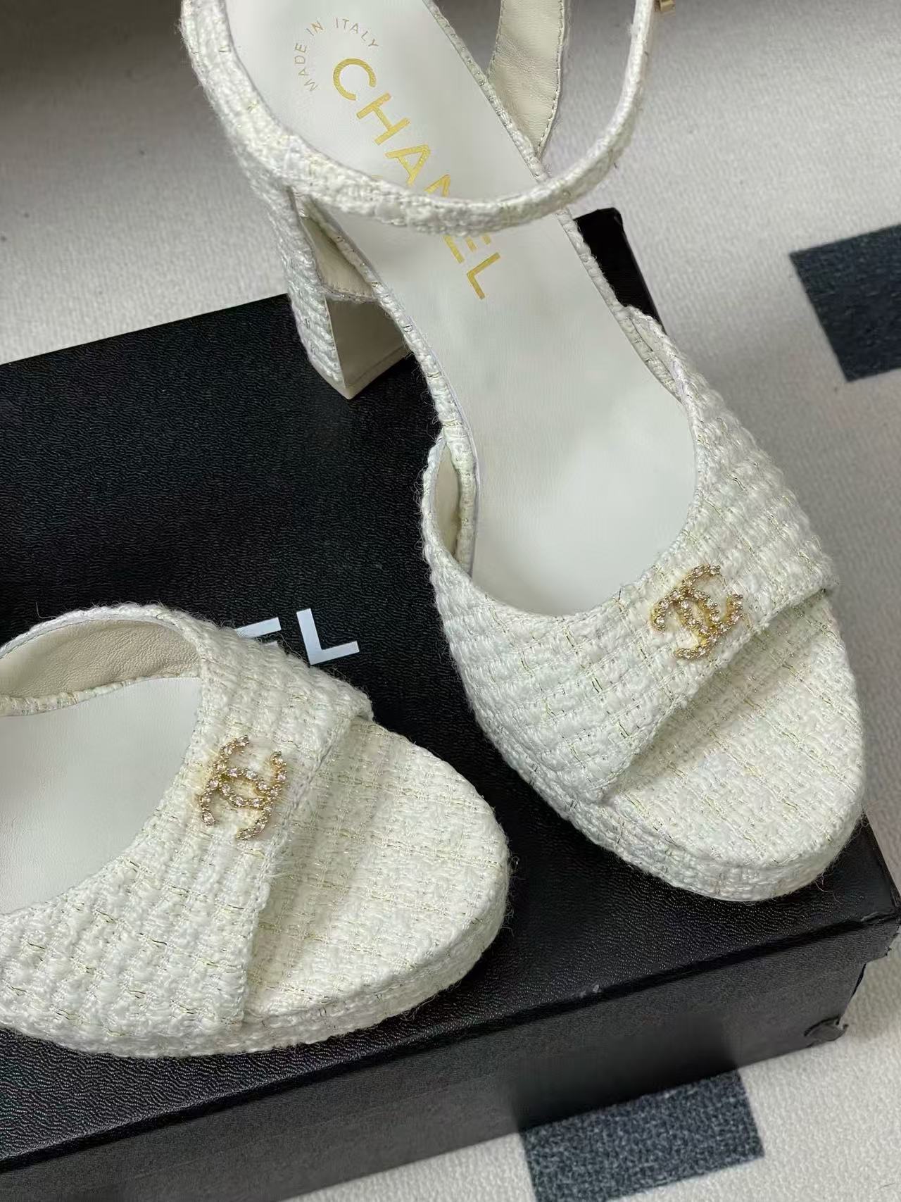 CHANE1 高品質ウールチャンキーヒールサンダル【50％割引+送料無料】