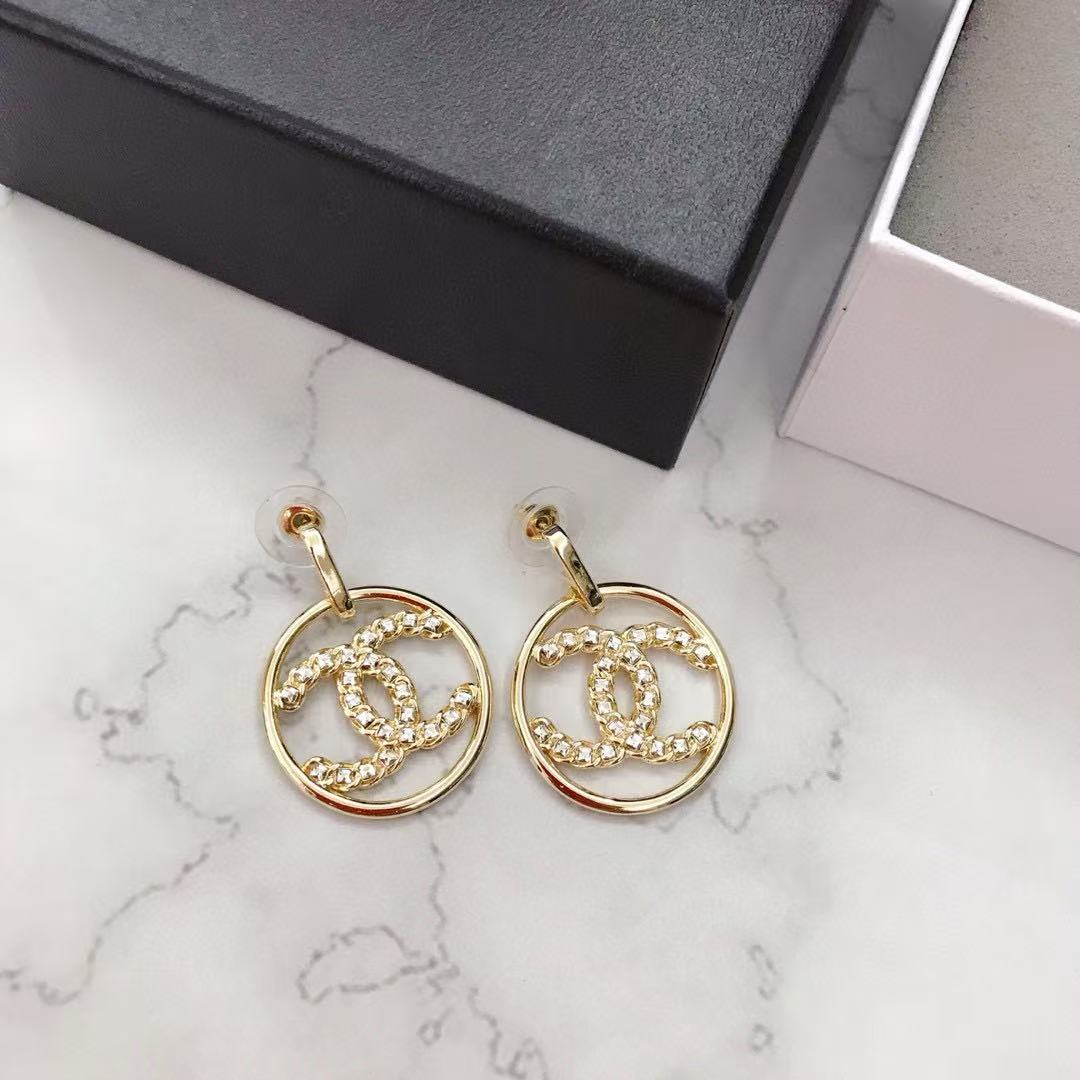 CHANE1 ダブルC ラウンドダイヤモンドセットイヤリング【50％割引+送料無料】