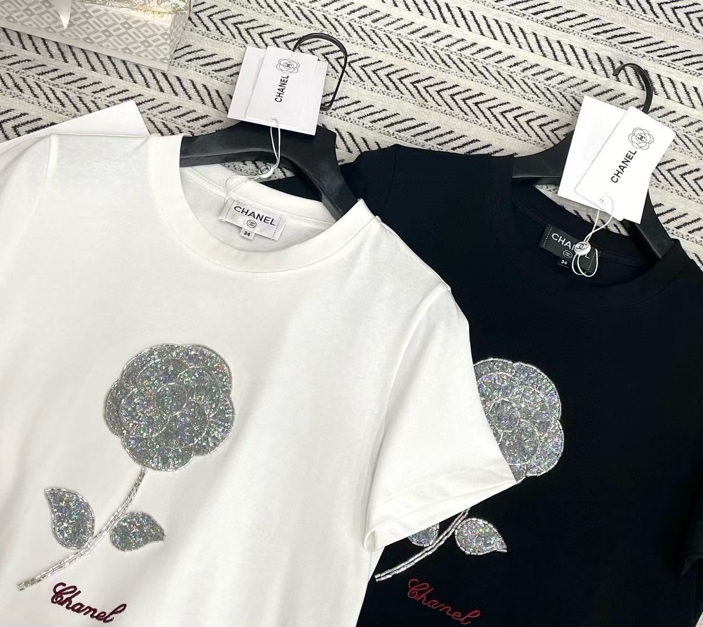 CHANE1 カメリアビーズTシャツ【50％割引+送料無料】