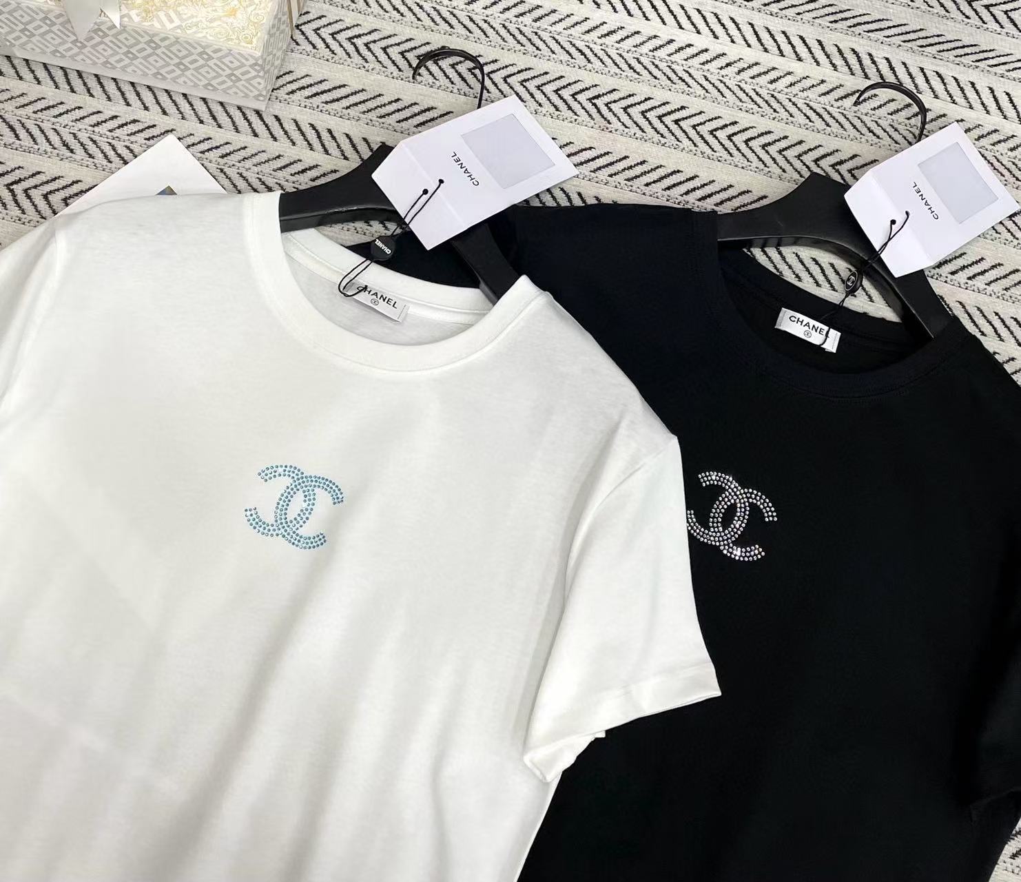 CHANE1 シンプルダブルC Tシャツ【50％割引+送料無料】