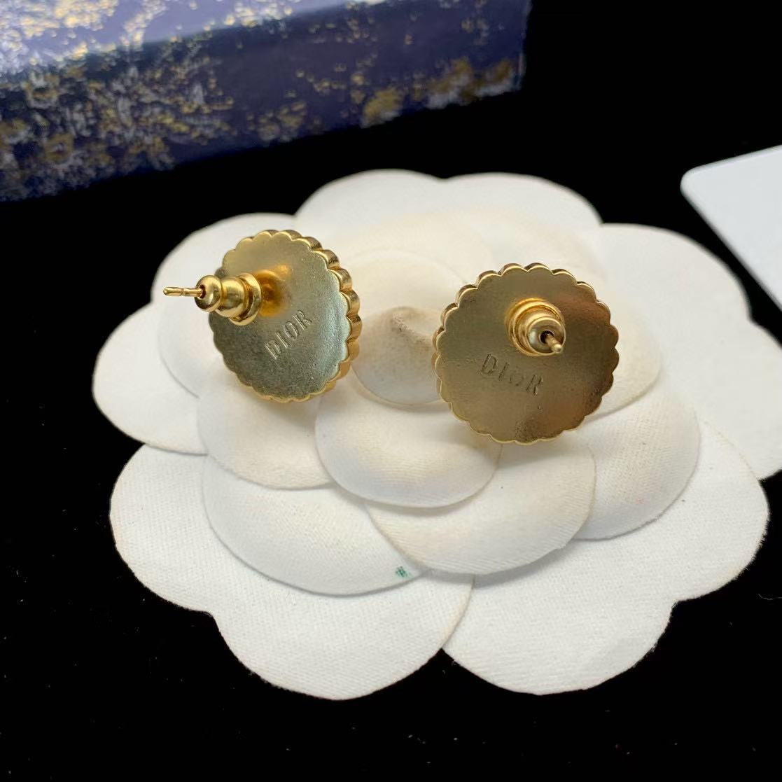 DI0R CDパールイヤリング【50％割引+送料無料】