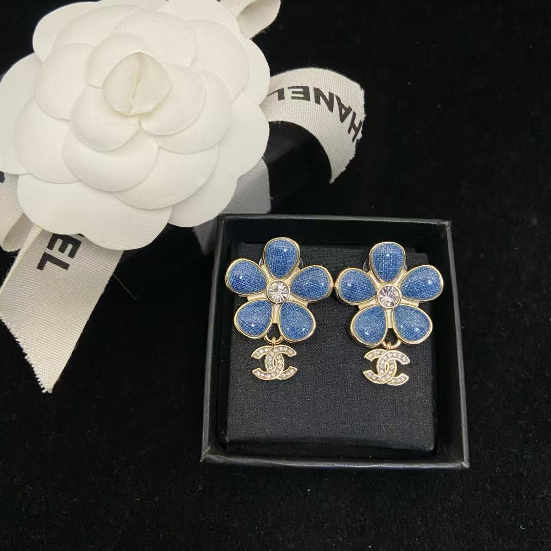 CHANE1 ブルーフラワーイヤリング【50％割引+送料無料】