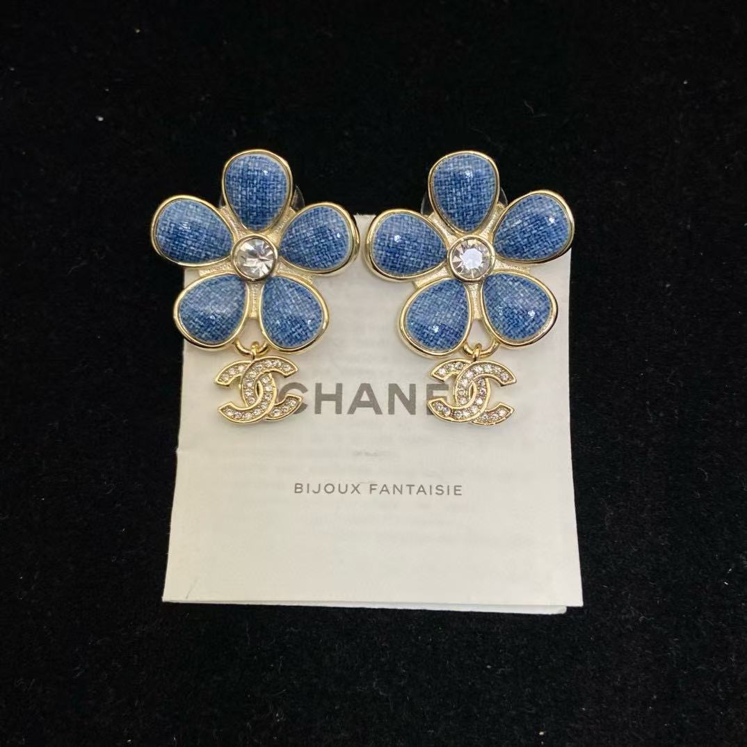 CHANE1 ブルーフラワーイヤリング【50％割引+送料無料】