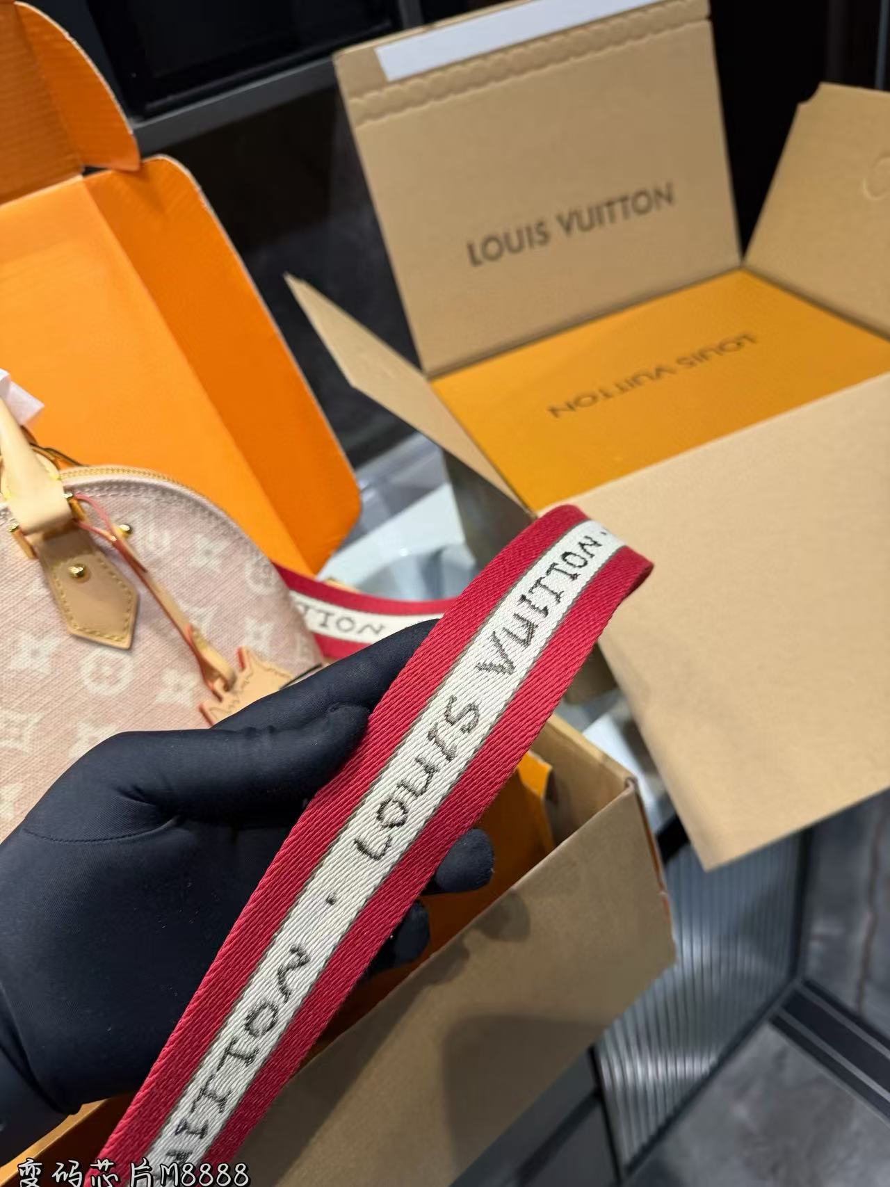 LVプリントハンドバッグ【50％割引+送料無料】