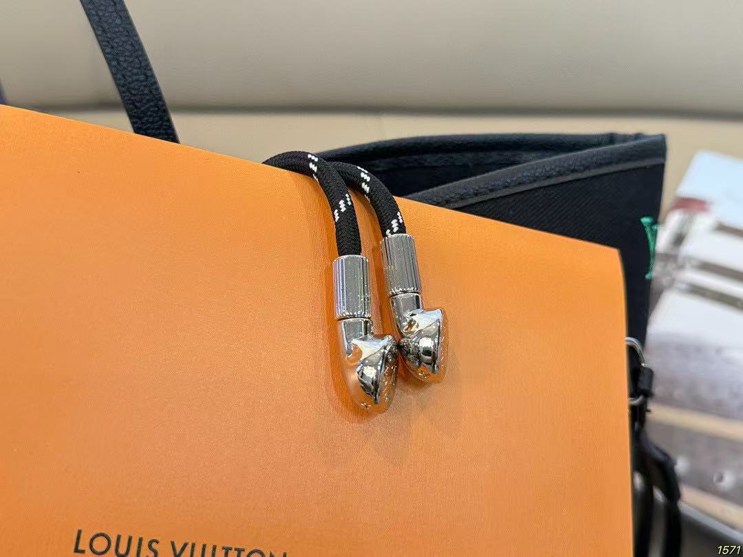 LV neverfull刺繍ロゴショッピングバッグ【50％割引+送料無料】