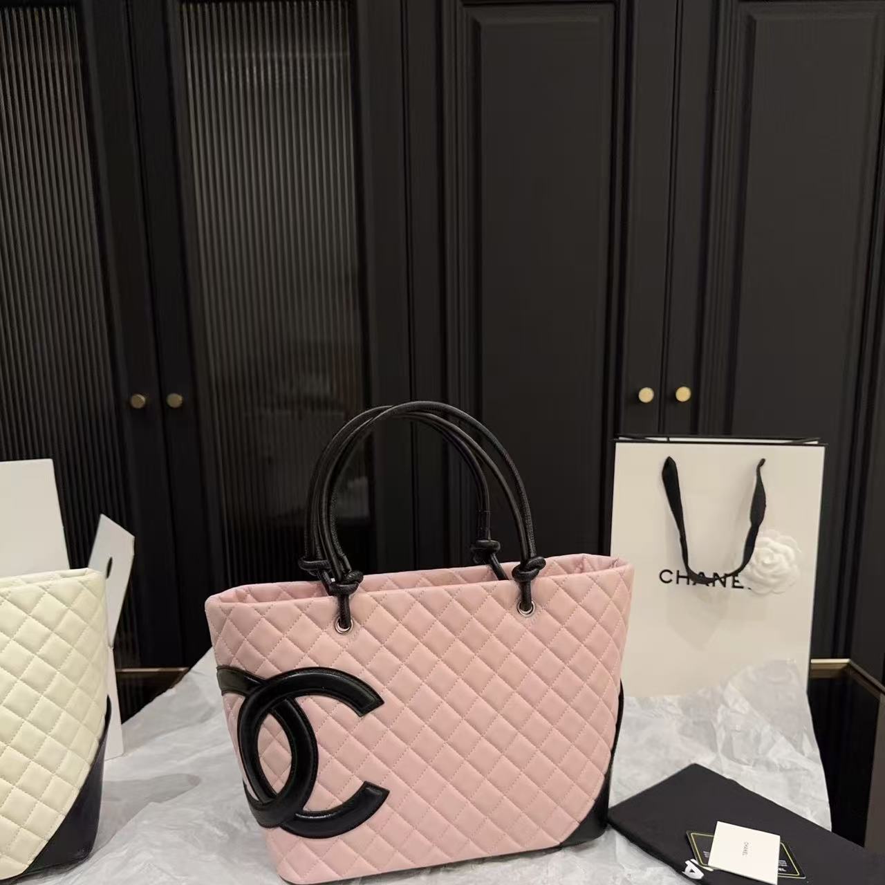 CHANE1 ダブルC チェック柄ショッピングバッグ【50％割引+送料無料】