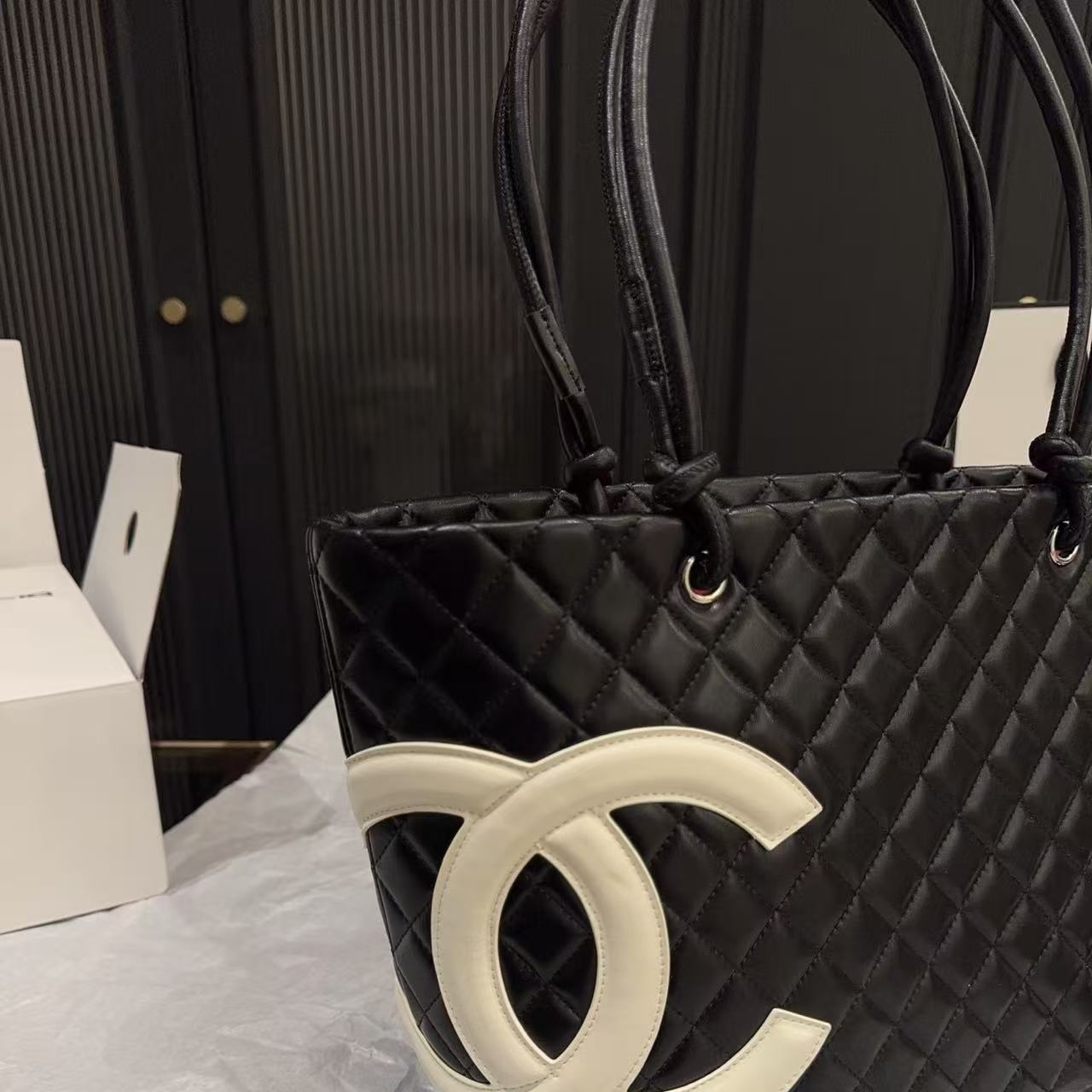 CHANE1 ダブルC チェック柄ショッピングバッグ【50％割引+送料無料】