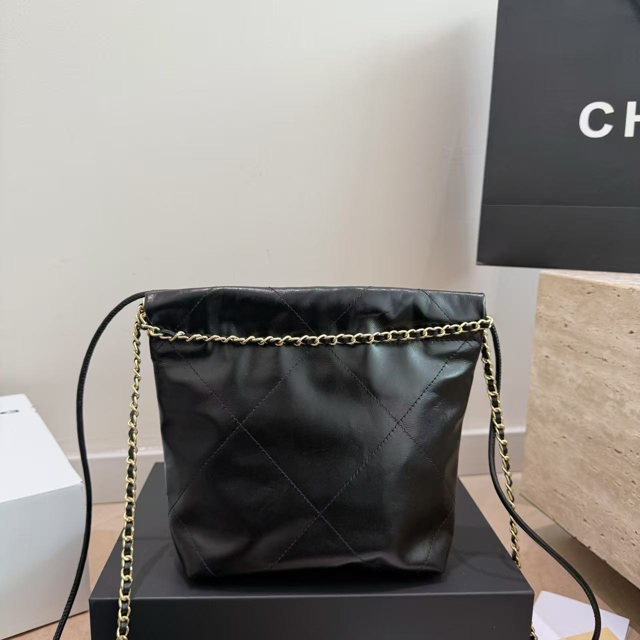 CHANE1 ラムスキンパールチェーンバッグ【50％割引+送料無料】