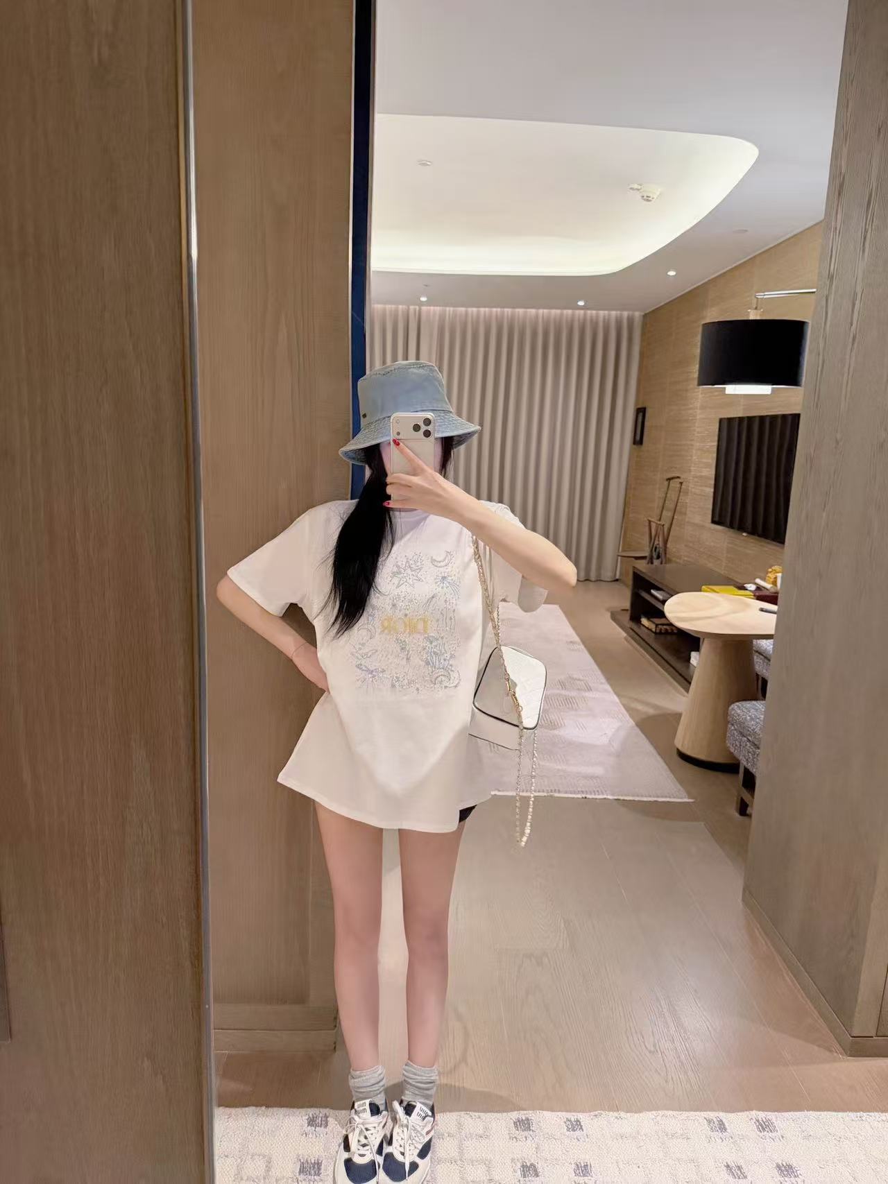 DIOR 刺繍 ムーン Tシャツ【50％割引+送料無料】