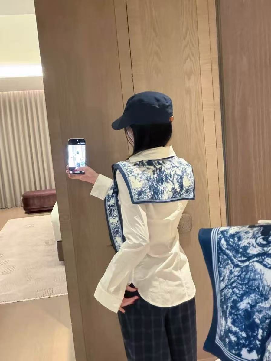 DI0Rスカーフシャツ【50％割引+送料無料】