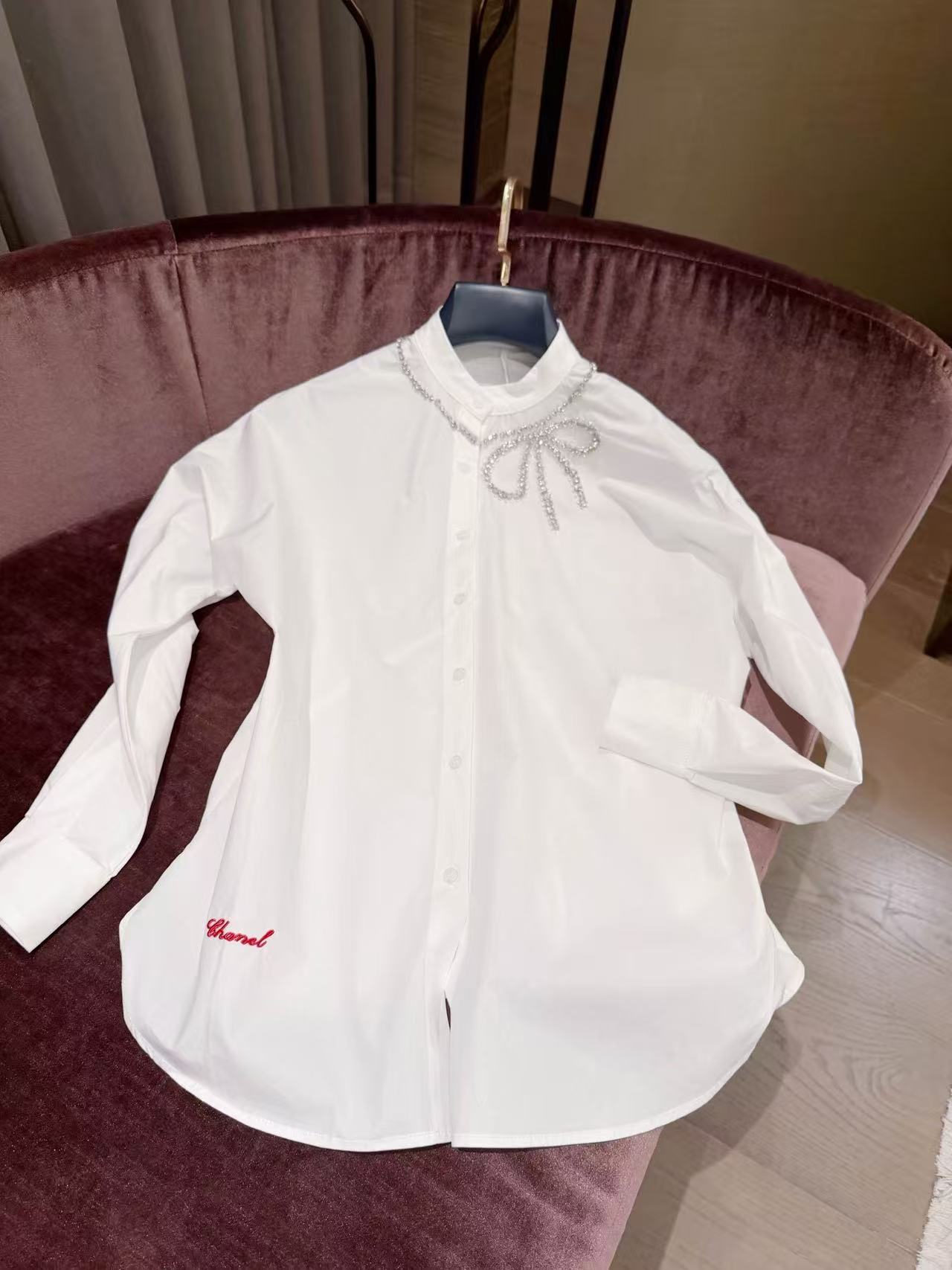 CHANE1 ダイヤモンド刺繍レターシャツ【50％割引+送料無料】