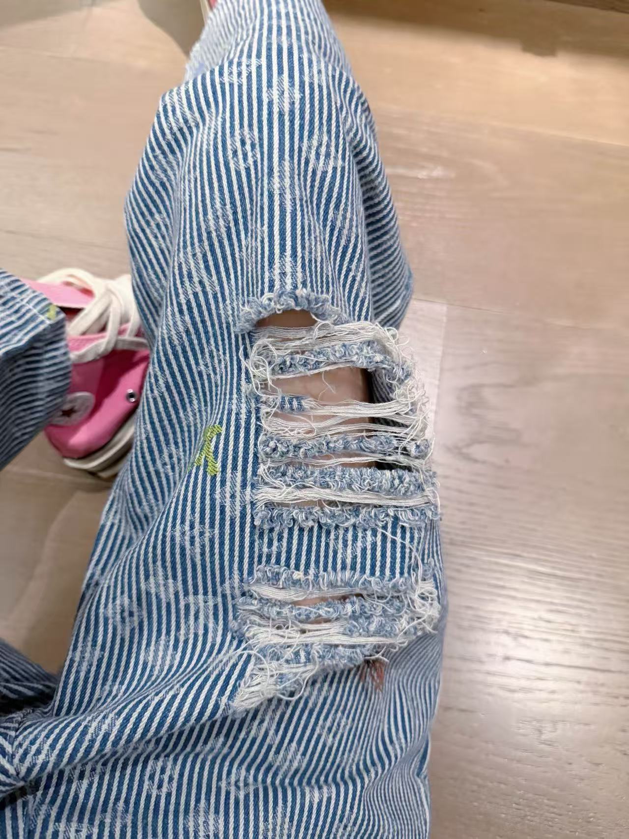 LV リップドジャカードレタージーンズ【50％割引+送料無料】