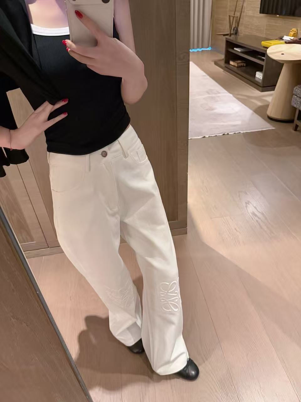 L0WEW 刺繍ジーンズ【50％割引+送料無料】