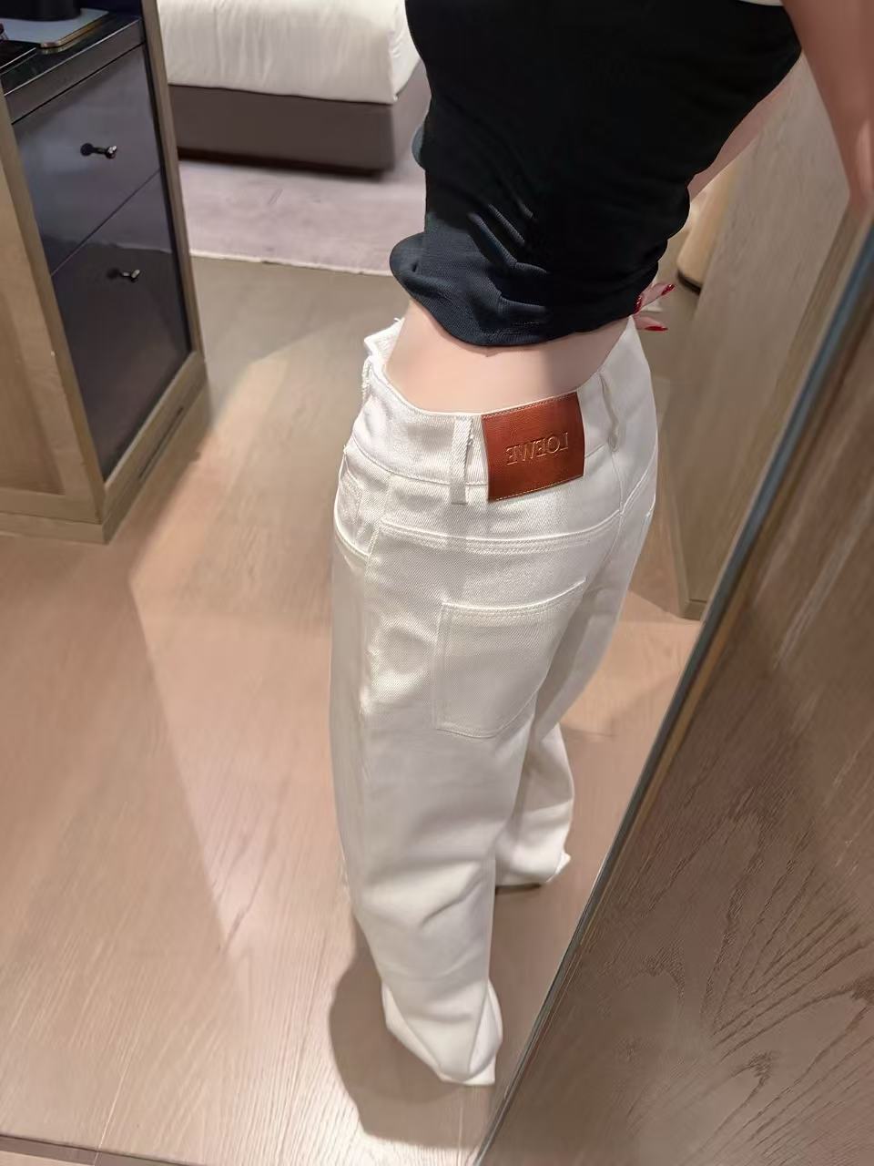 L0WEW 刺繍ジーンズ【50％割引+送料無料】