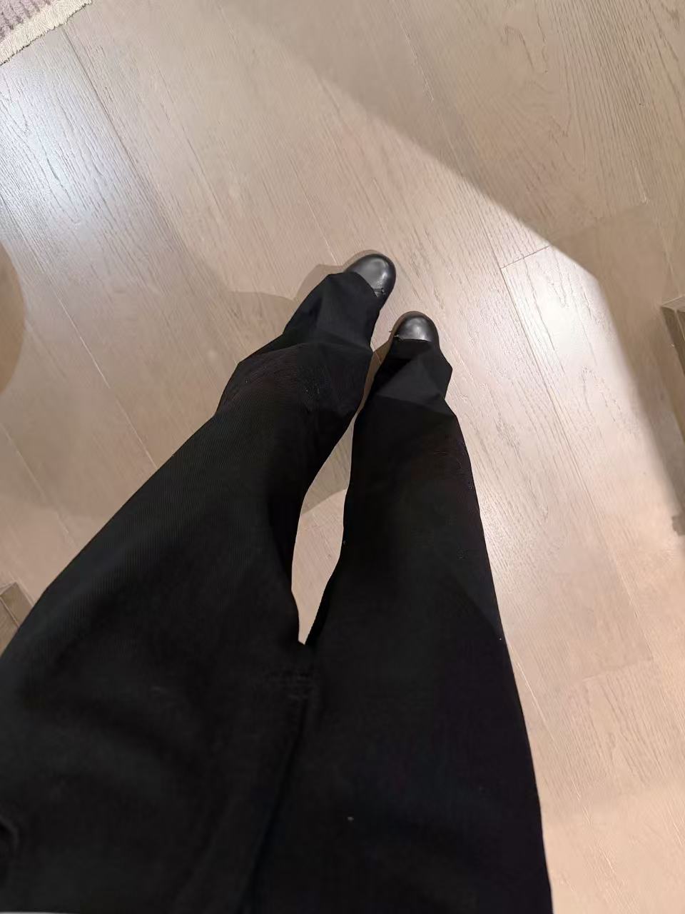 L0WEW 刺繍ジーンズ【50％割引+送料無料】