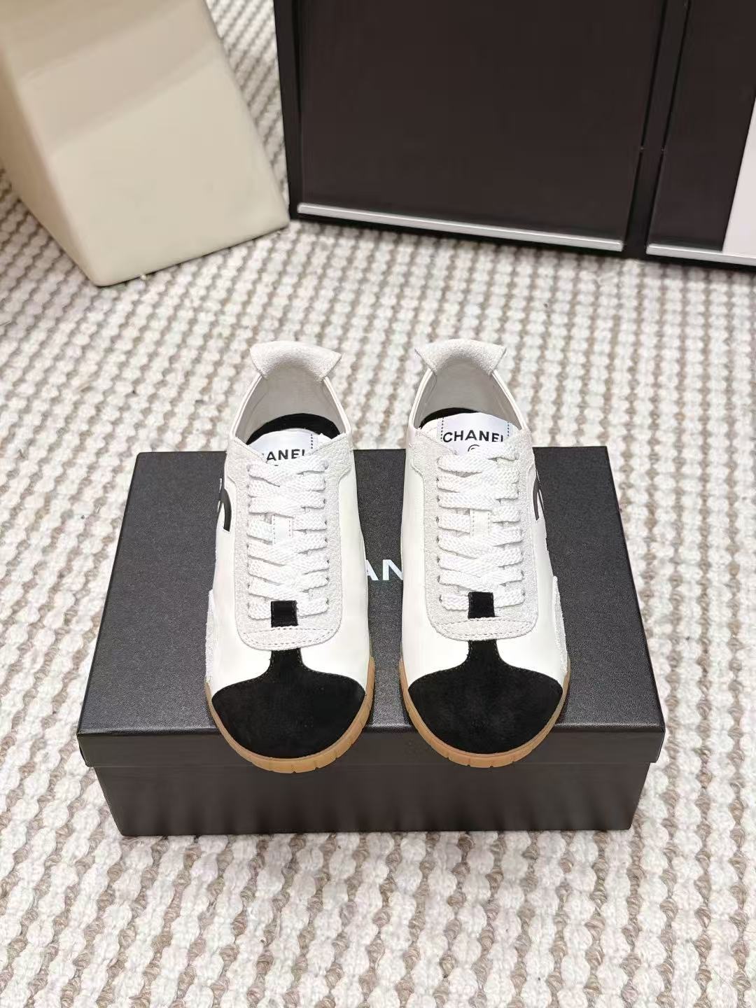 CHANE1 高品質ダブルCカジュアルシューズ【50％割引+送料無料】