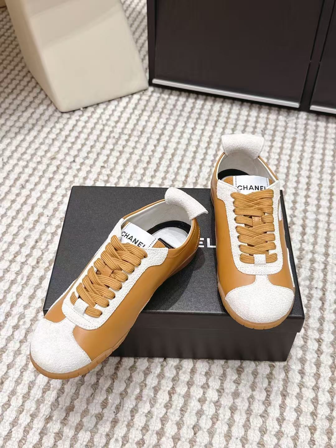 CHANE1 高品質ダブルCカジュアルシューズ【50％割引+送料無料】