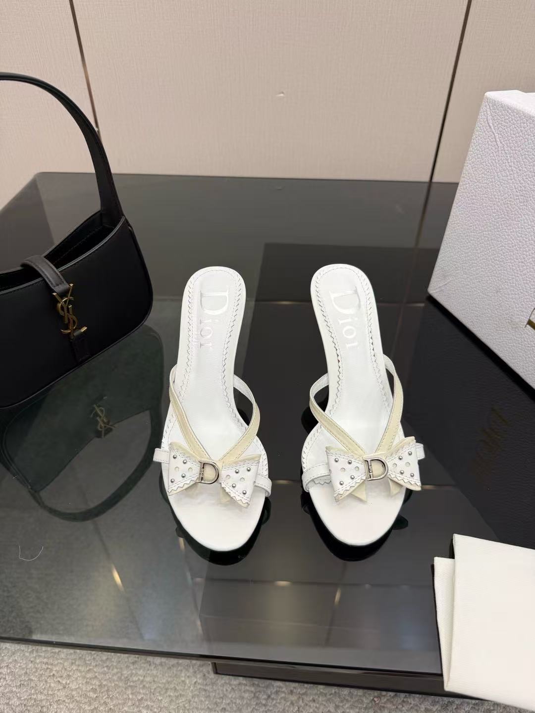 DIOR 高品質ボウタイ ラムスキン ハイヒール【50％割引+送料無料】