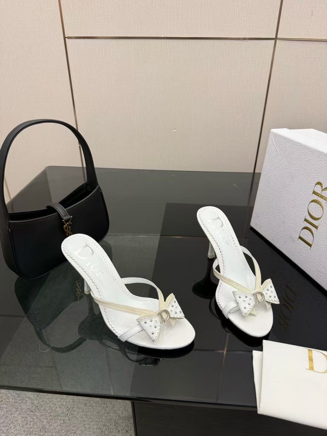 DIOR 高品質ボウタイ ラムスキン ハイヒール【50％割引+送料無料】