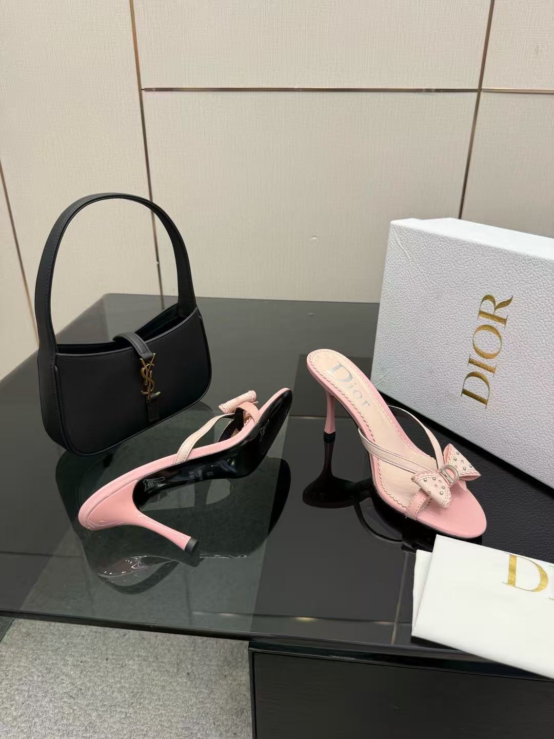 DIOR 高品質ボウタイ ラムスキン ハイヒール【50％割引+送料無料】