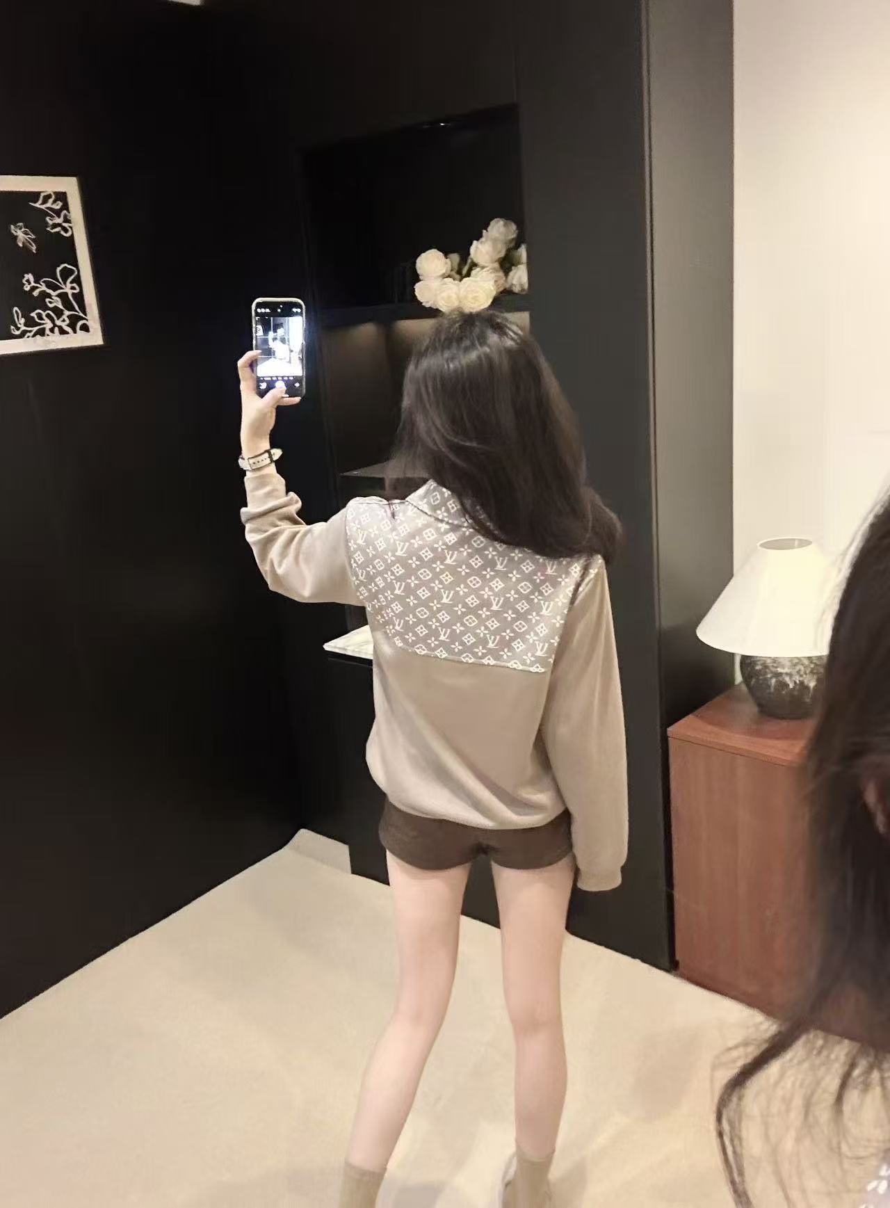 LVスタンドカラーハーフジップスウェットシャツ【50％割引+送料無料】