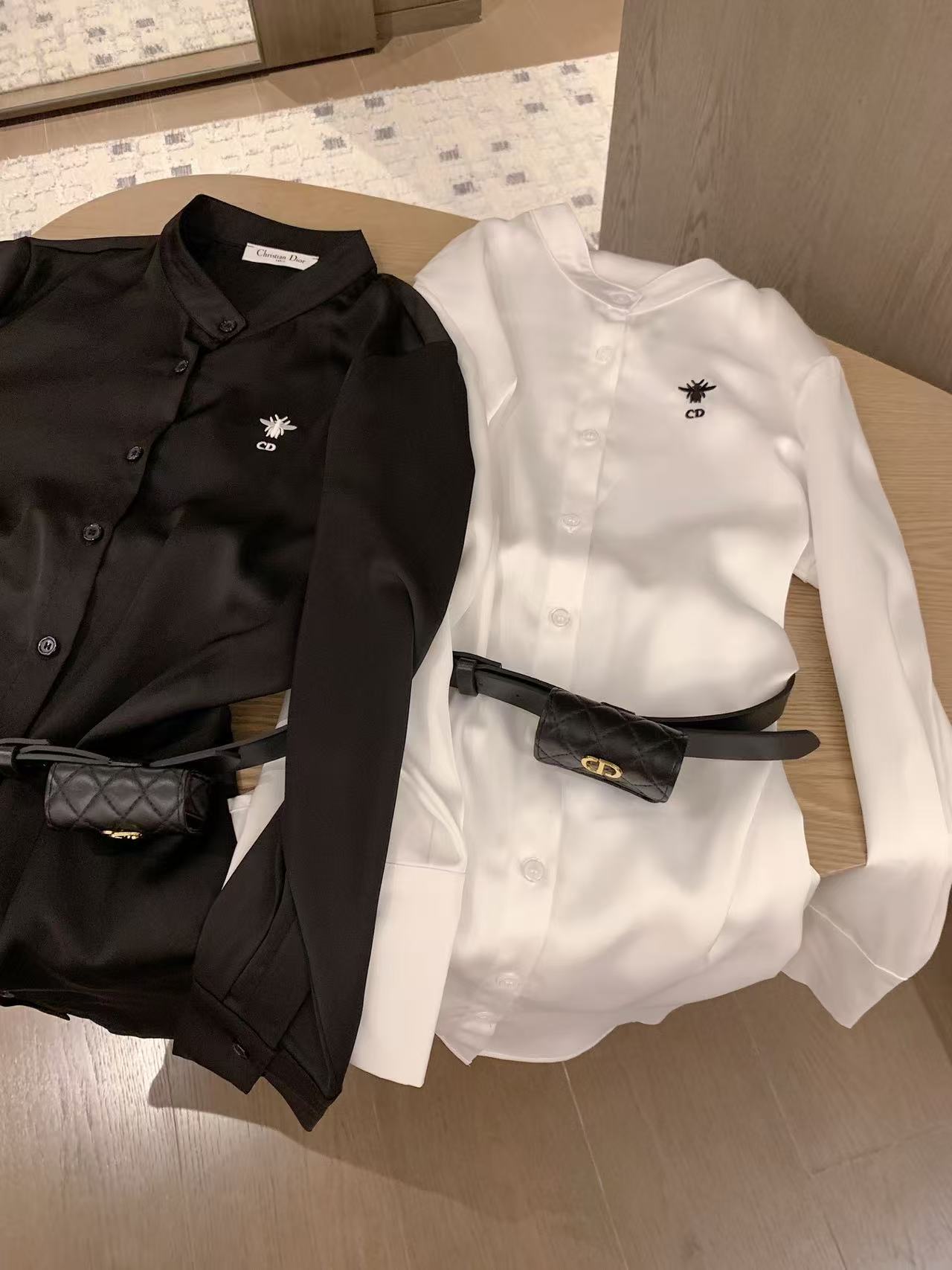 DIORシルク刺繍ビーシャツ【50％割引+送料無料】