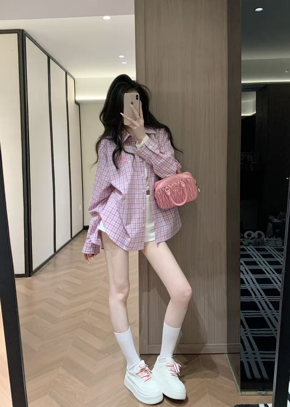 M1UM1U ラインストーン チェックシャツ【50％割引+送料無料】