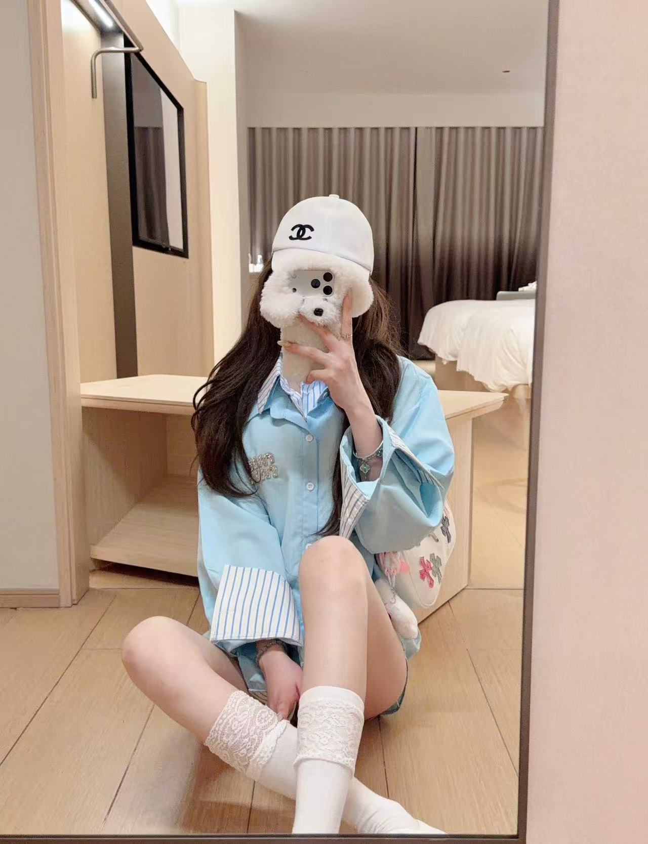 M1UM1U カラーブロックカラーレターシャツ【50％割引+送料無料】