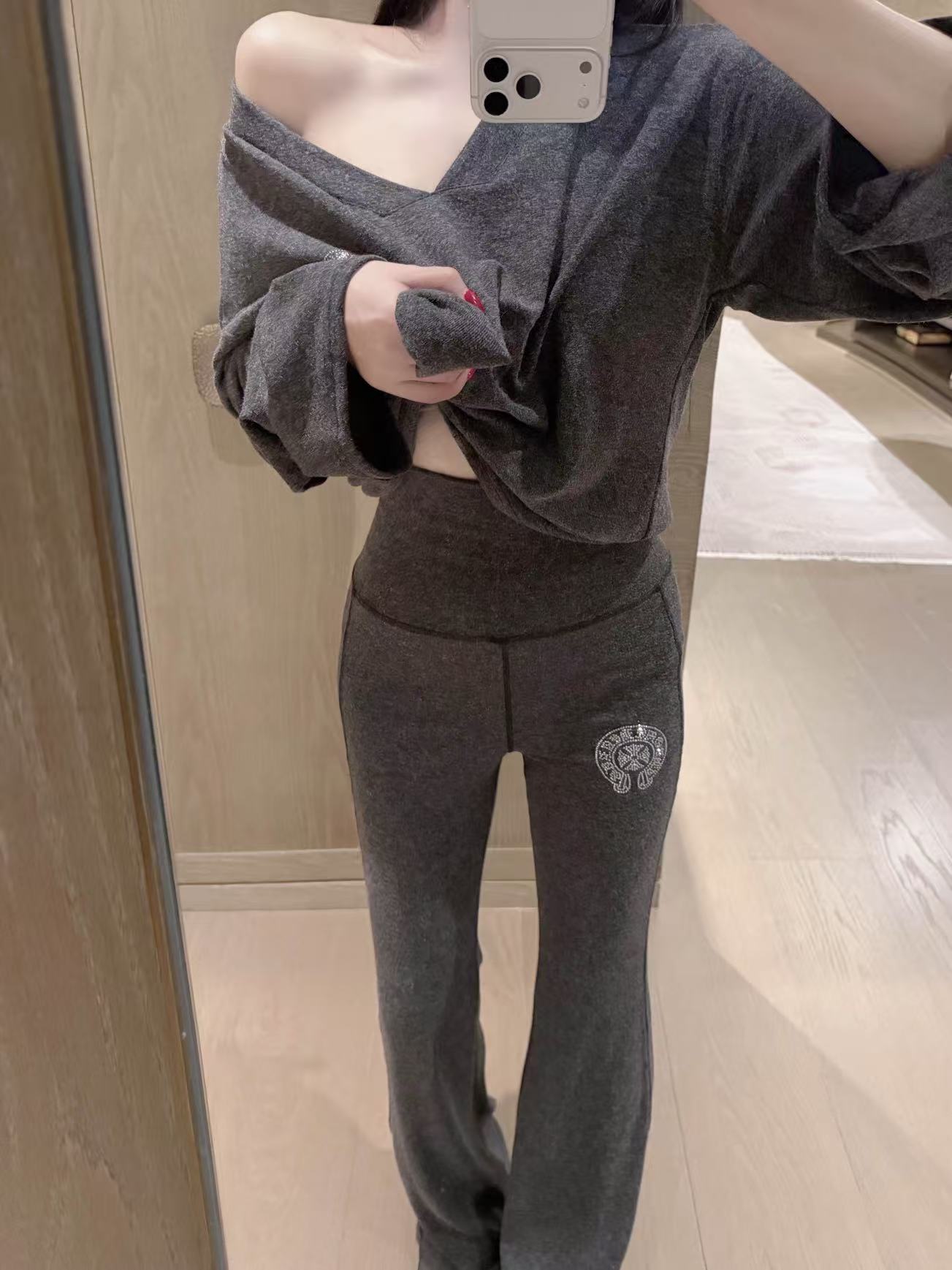 Chr0me Hearts ラインストーン Vネック トップ + パンツ セット【50％割引+送料無料】