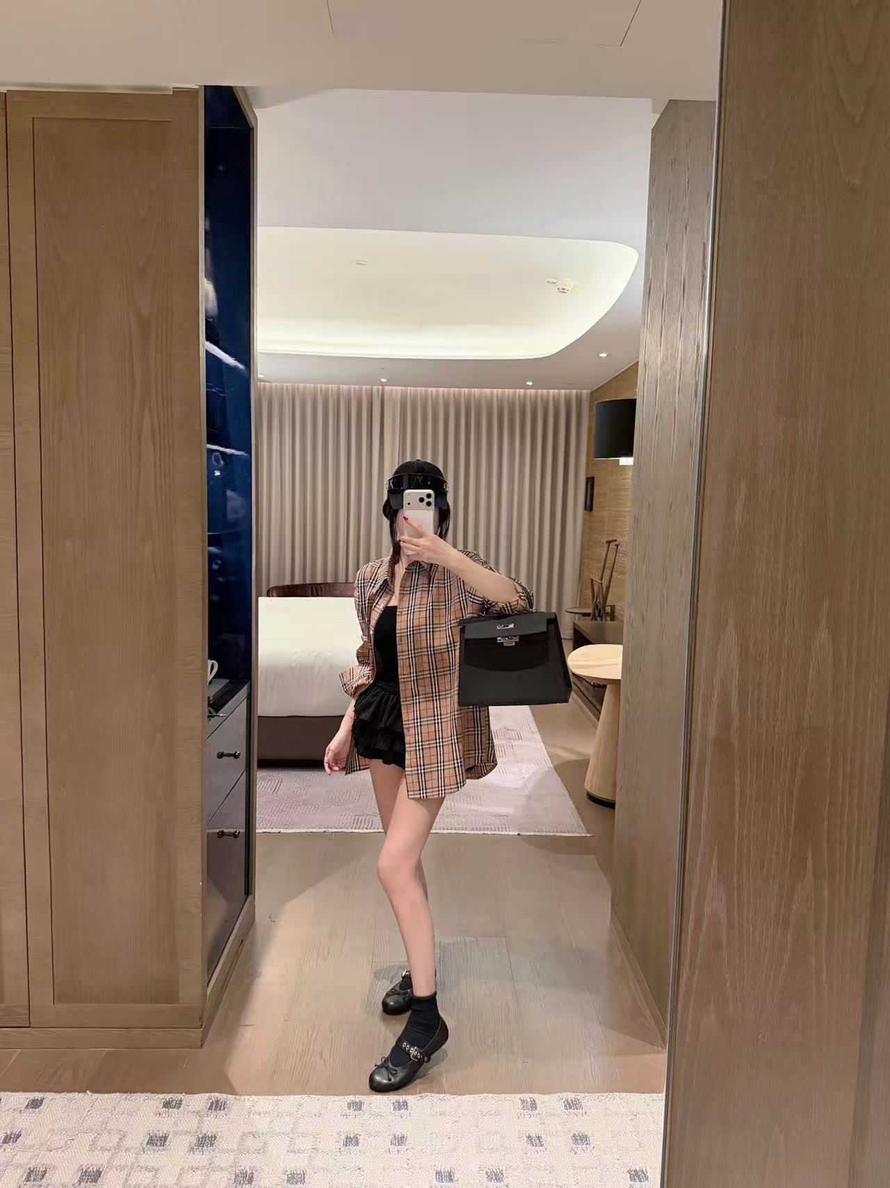 BUR8ERRY ウォーホース チェック柄 ラインストーン シャツ【50％割引+送料無料】