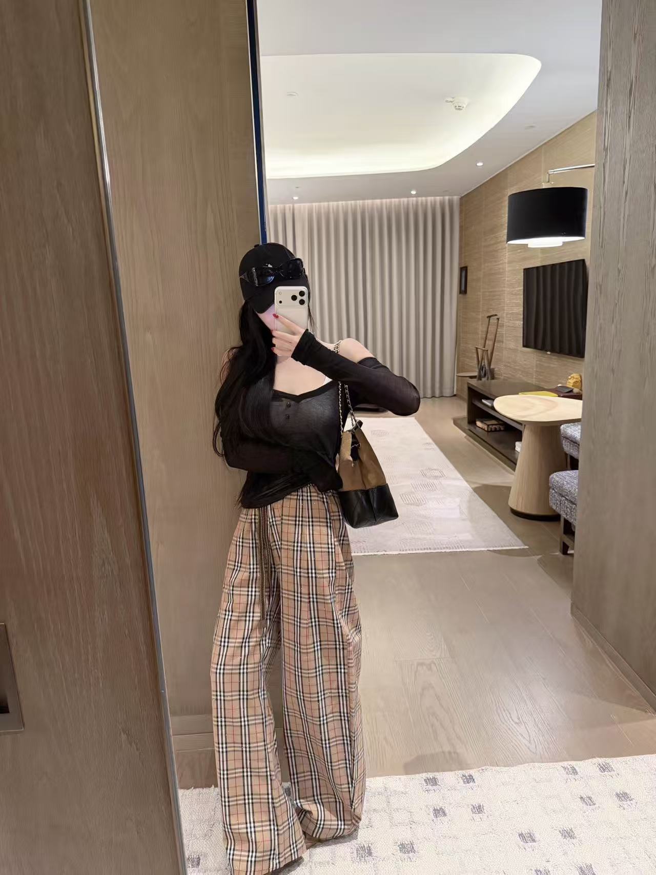 BUR8ERRY チェック柄カジュアルパンツ【50％割引+送料無料】