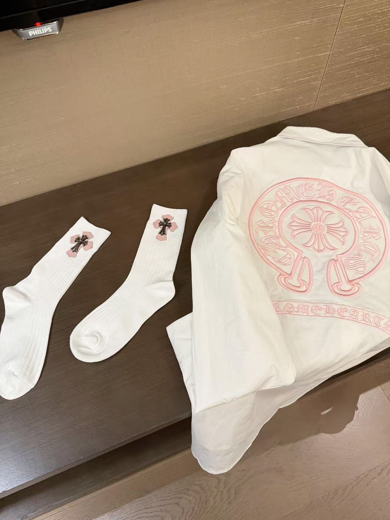 Chr0me Hearts 刺繍シャツとソックスのツーピースセット【50％割引+送料無料】