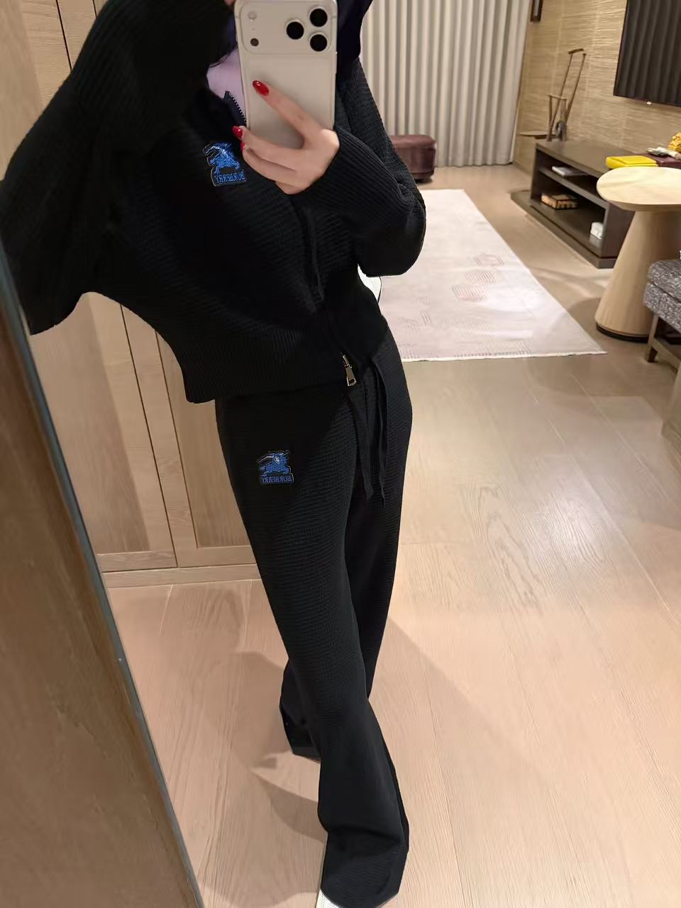 BUR8ERRY ウォーホース パーカー + パンツ ツーピースセット【50％割引+送料無料】