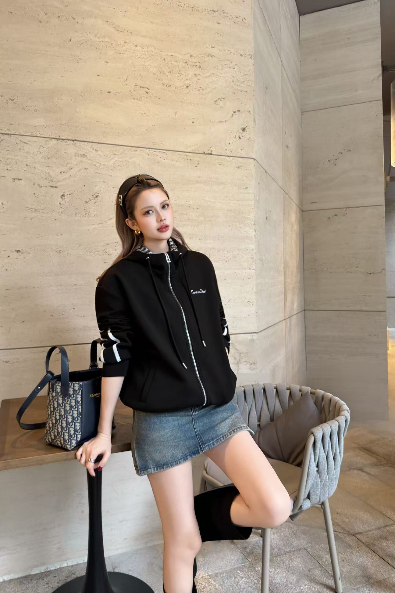 DIORレターフードジャケット【50％割引+送料無料】