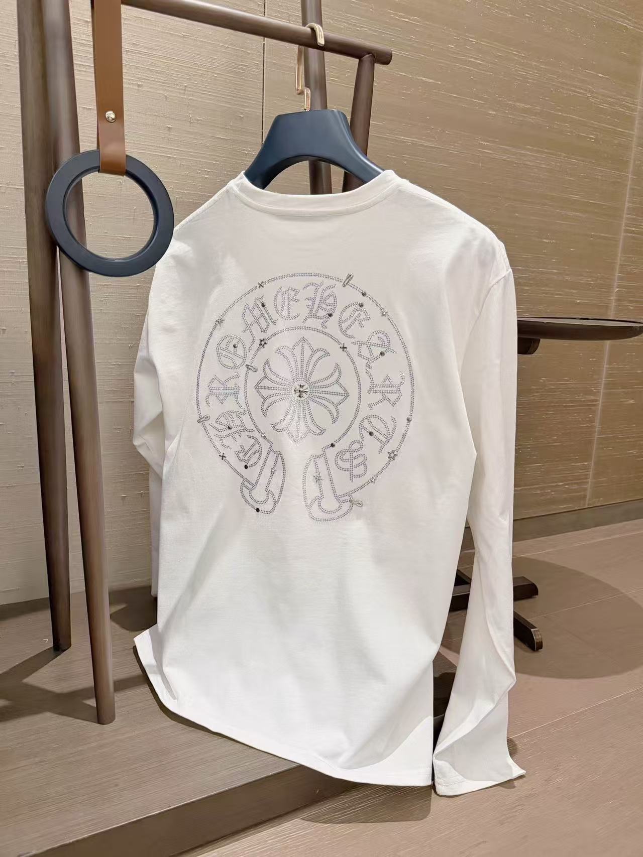 Chr0me HeartsラインストーンピンTシャツ【50％割引+送料無料】