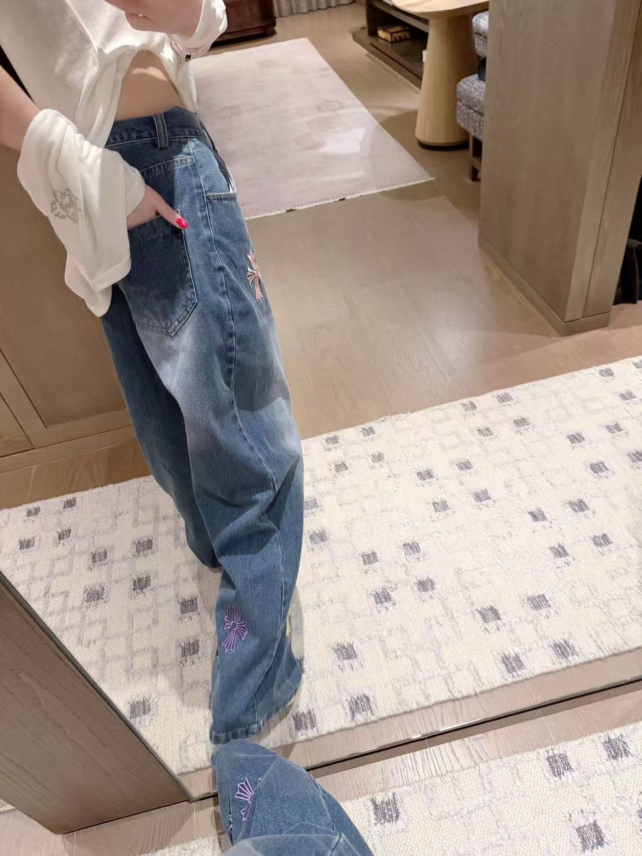 Chr0me Heartsカラフルなクロス刺繍のジーンズ【50％割引+送料無料】