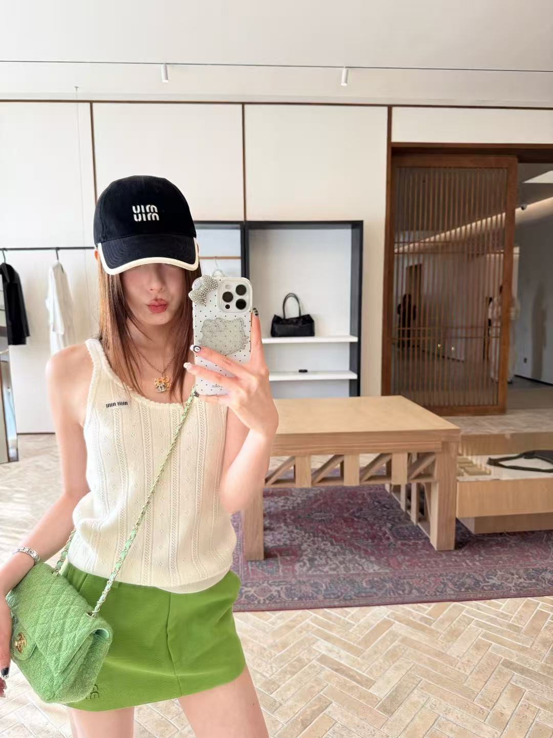 M1UM1U シンプルレターウールベスト【50％割引+送料無料】