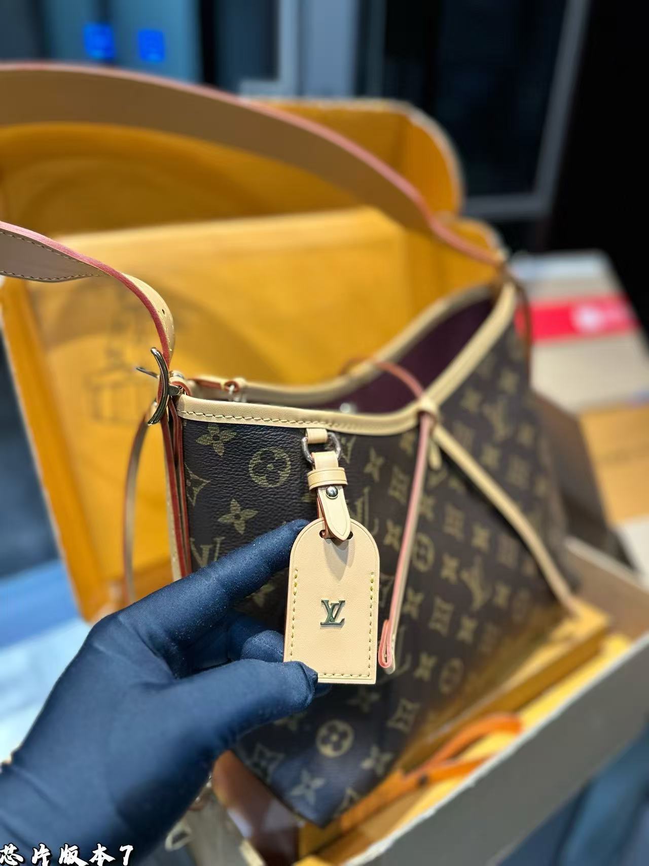 LV Carryall脇下バッグ【50％割引+送料無料】