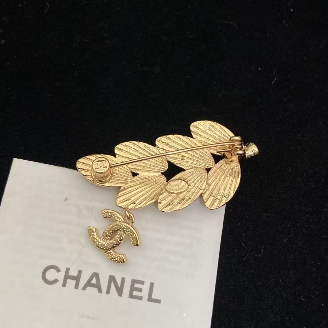 CHANE1 ダブルC ウィートイヤー ダイヤモンドブローチ【50％割引+送料無料】