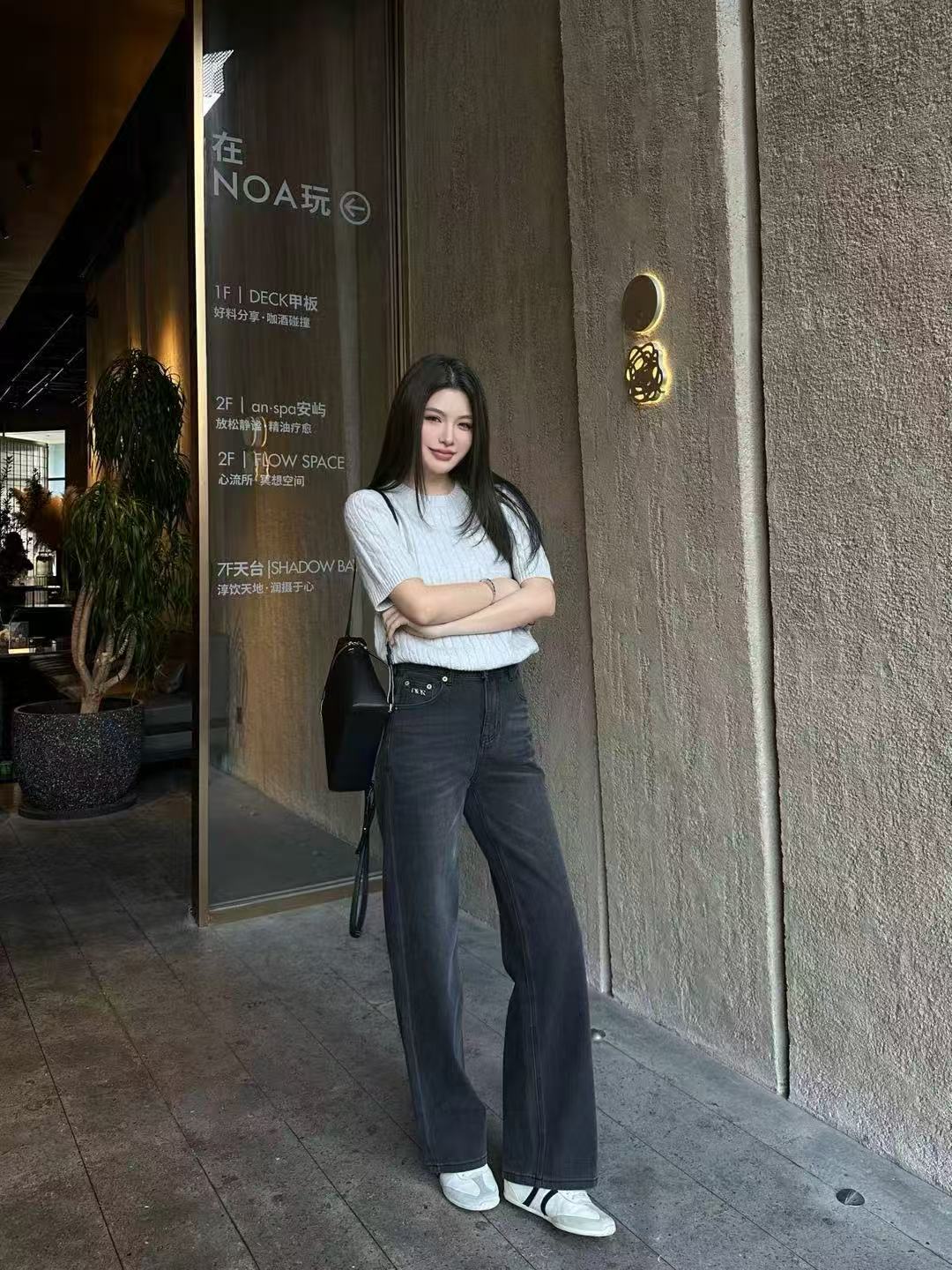 DIOR高品質刺繍 レター ジーンズ【50％割引+送料無料】【50％割引+送料無料】