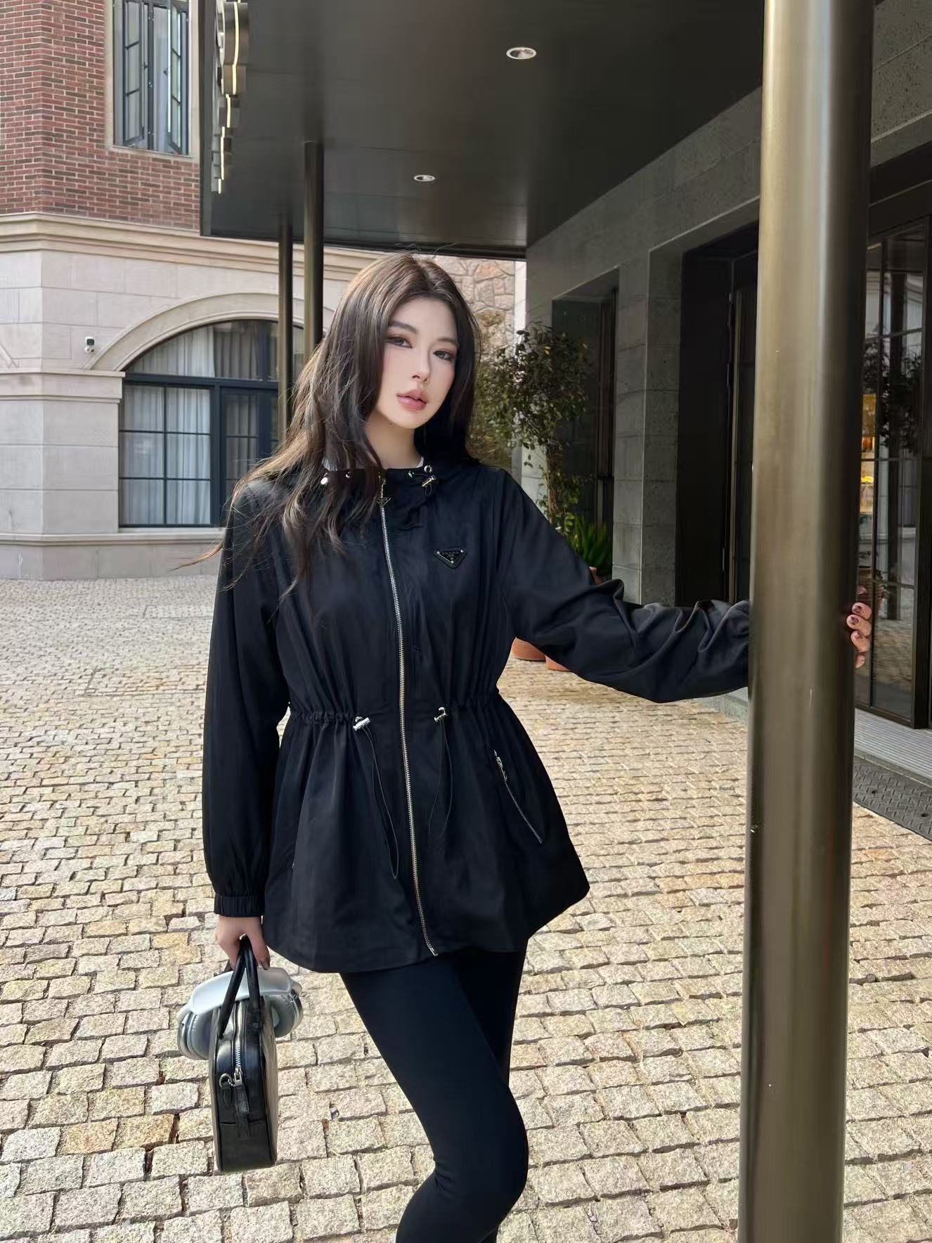 PR4DA高品質トライアングルロゴフードジャケット【50％割引+送料無料】