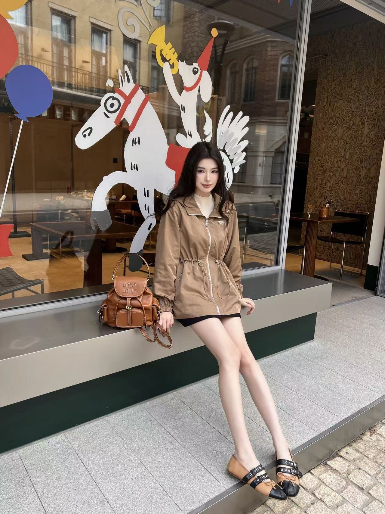 PR4DA高品質トライアングルロゴフードジャケット【50％割引+送料無料】