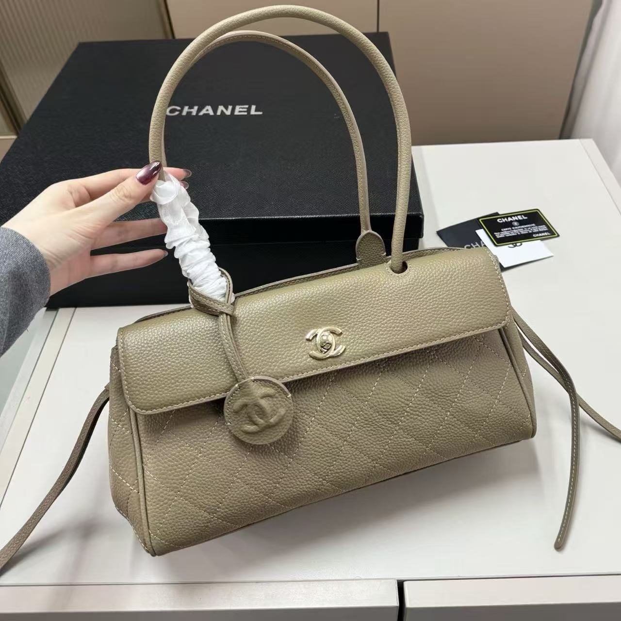 CHANE1 2026 シンプルハンドバッグ【50％割引+送料無料】