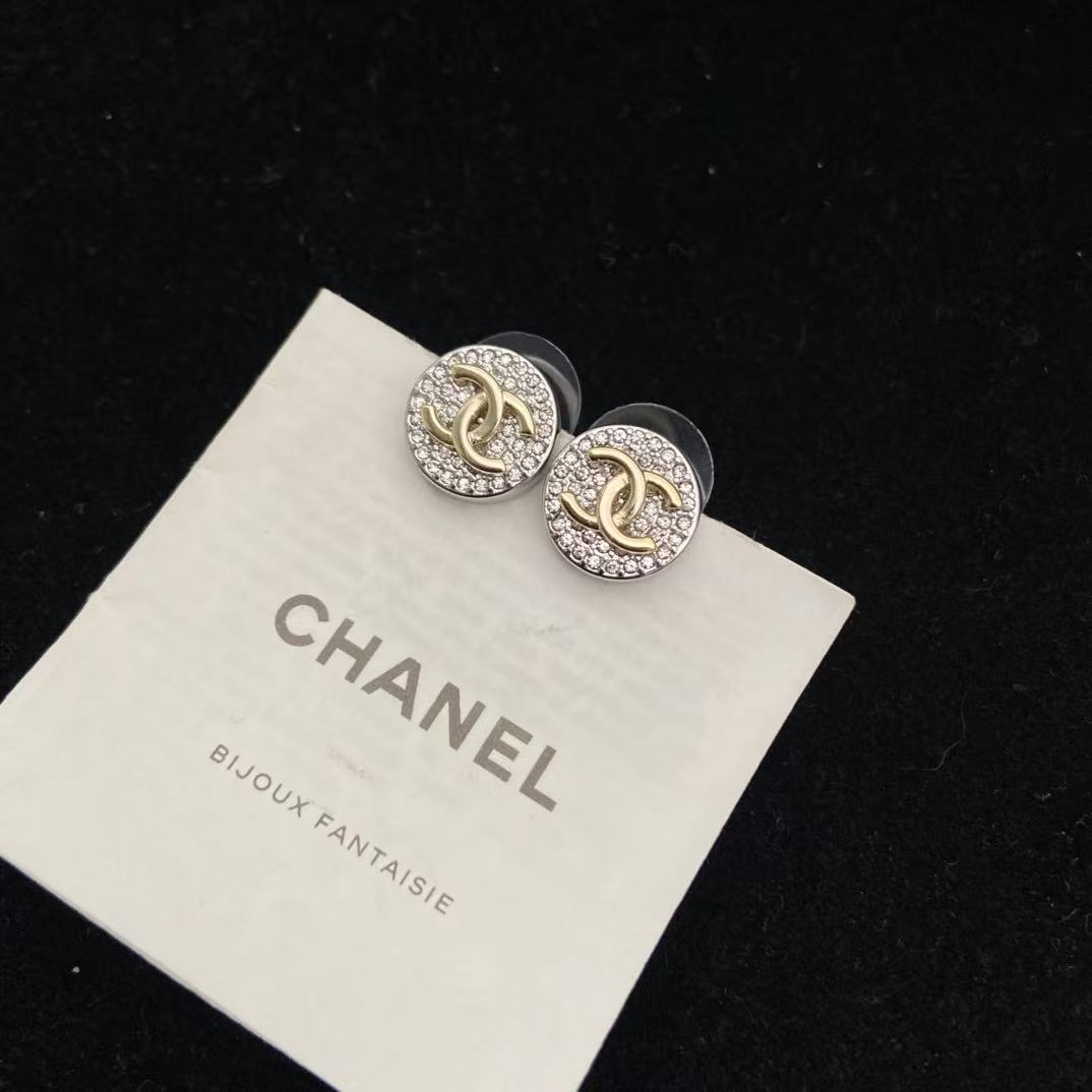CHANE1 ラウンド ダブルC ダイヤモンド スタッドピアス【50％割引+送料無料】
