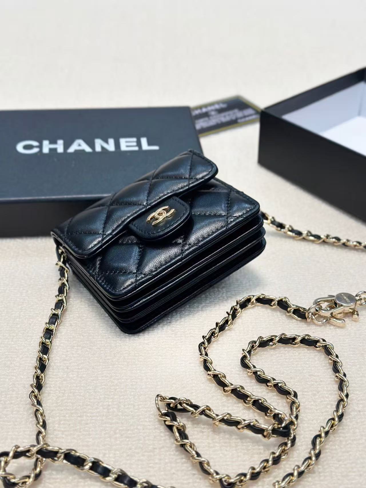 CHANE1 ラムスキンチェーンバッグ【50％割引+送料無料】