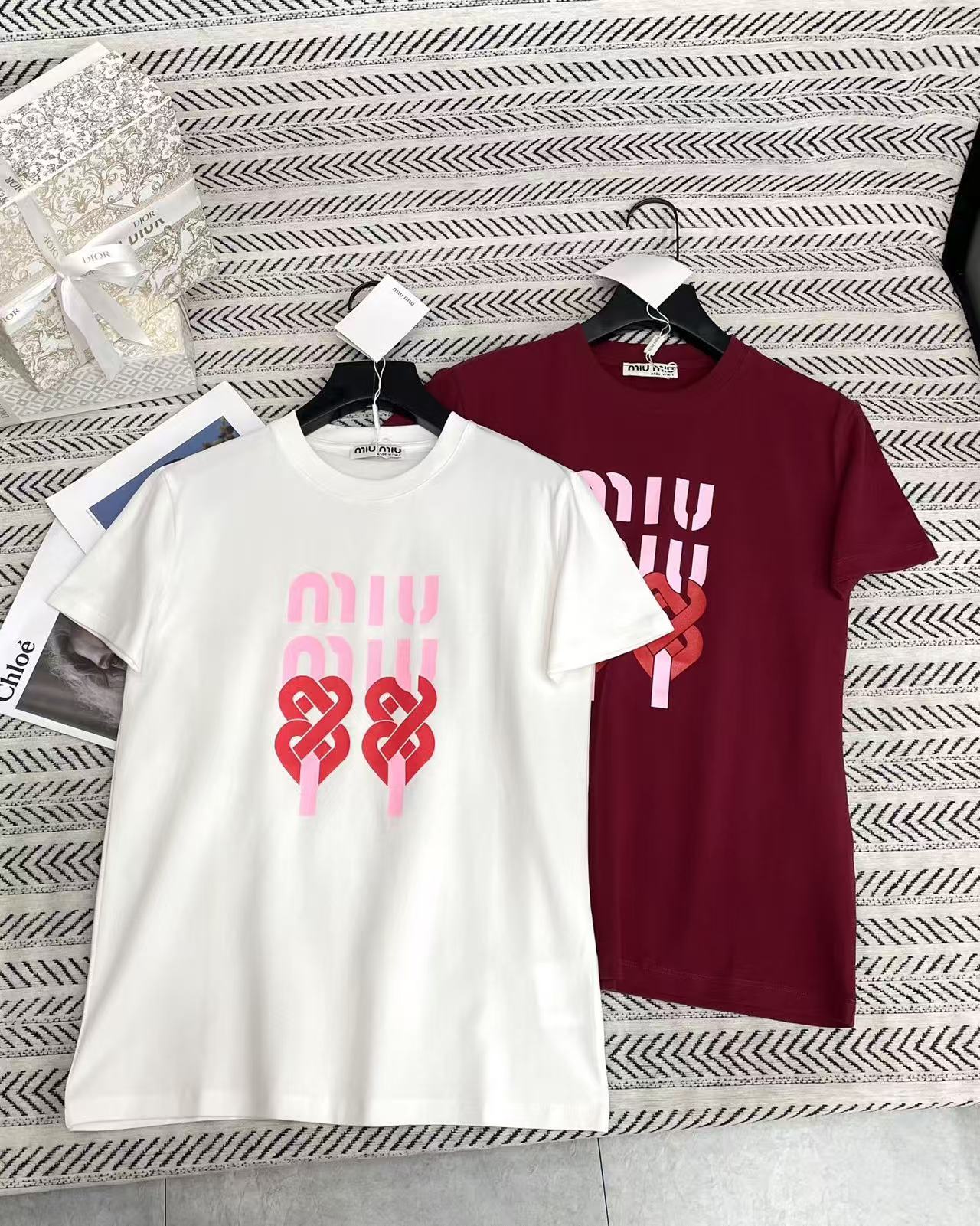 M1UM1U ハートレターTシャツ【50％割引+送料無料】