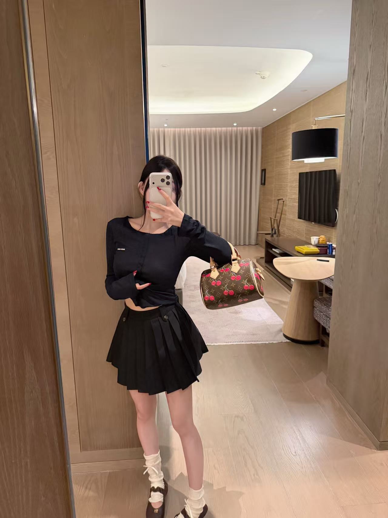 M1UM1U 日焼け止めTシャツ+スカート2点セット【50％割引+送料無料】