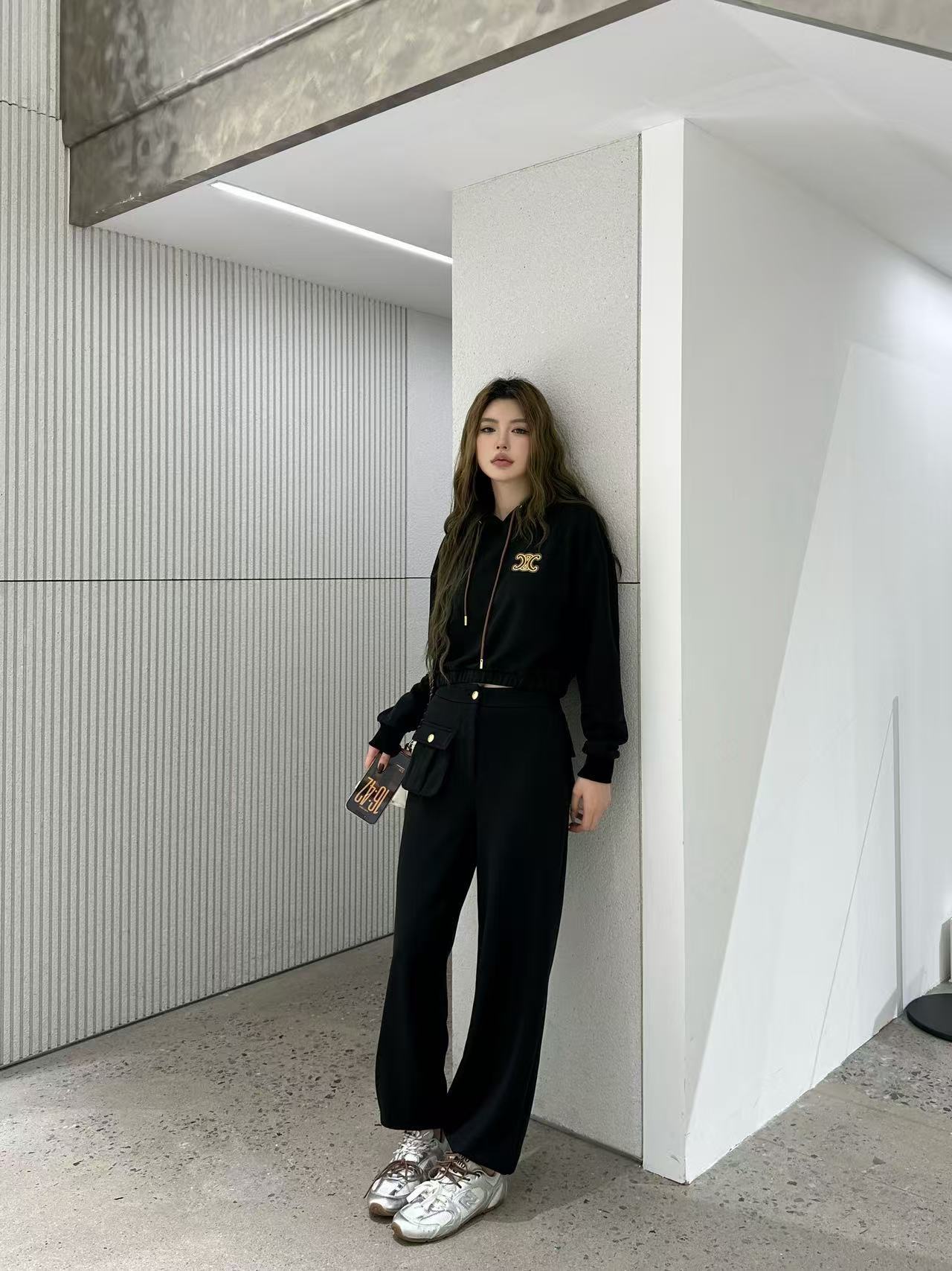 CEL1NE 凱旋門パーカー+パンツ ツーピースセット【50％割引+送料無料】