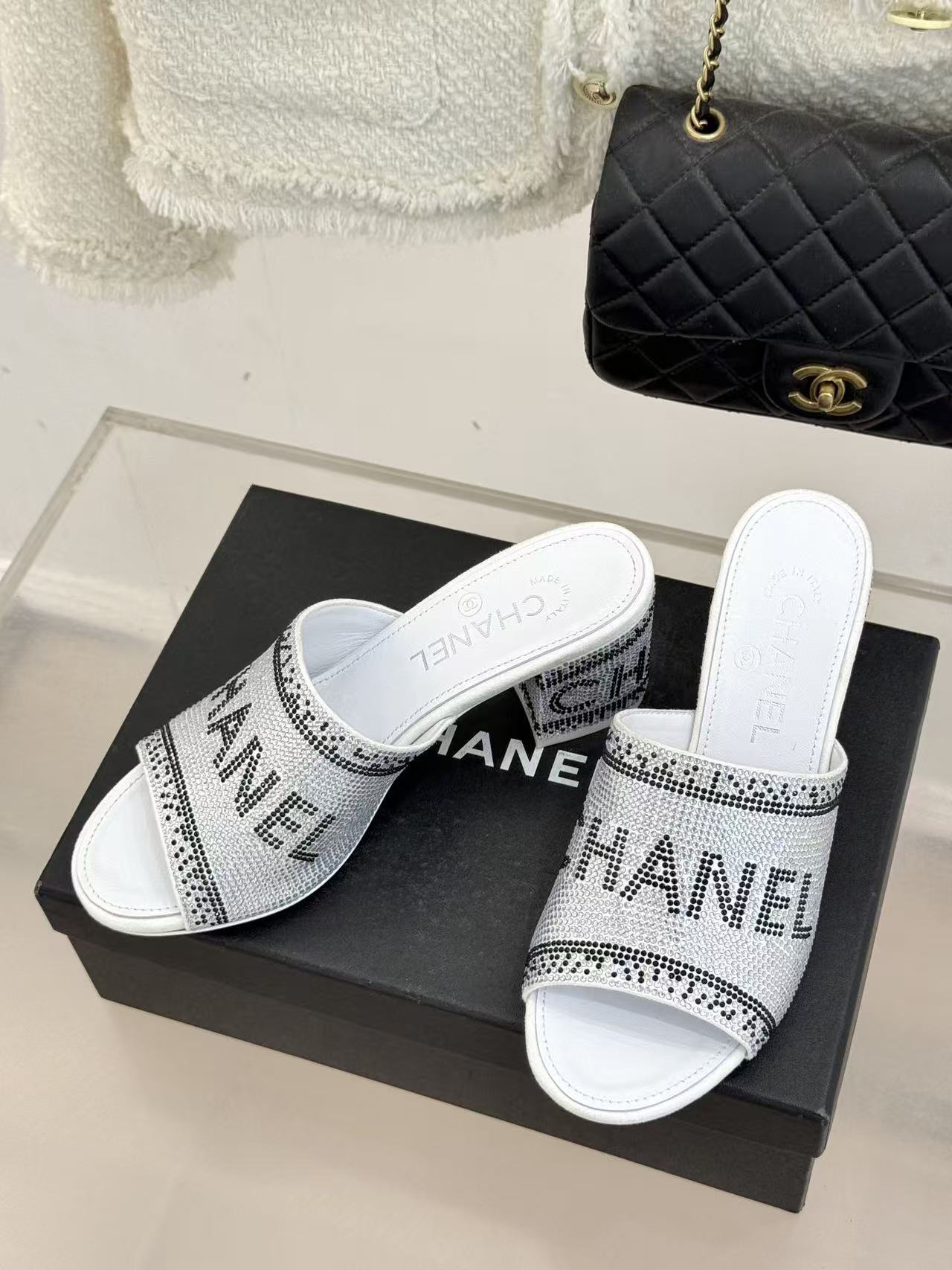 CHANE1 高品質ラインストーンレターハイヒール【50％割引+送料無料】